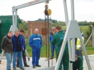 Lightweight Demount Gantry Hire