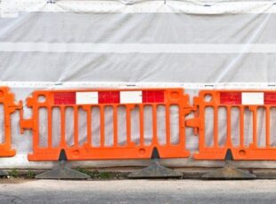Plastic Safety Barrier Hire In